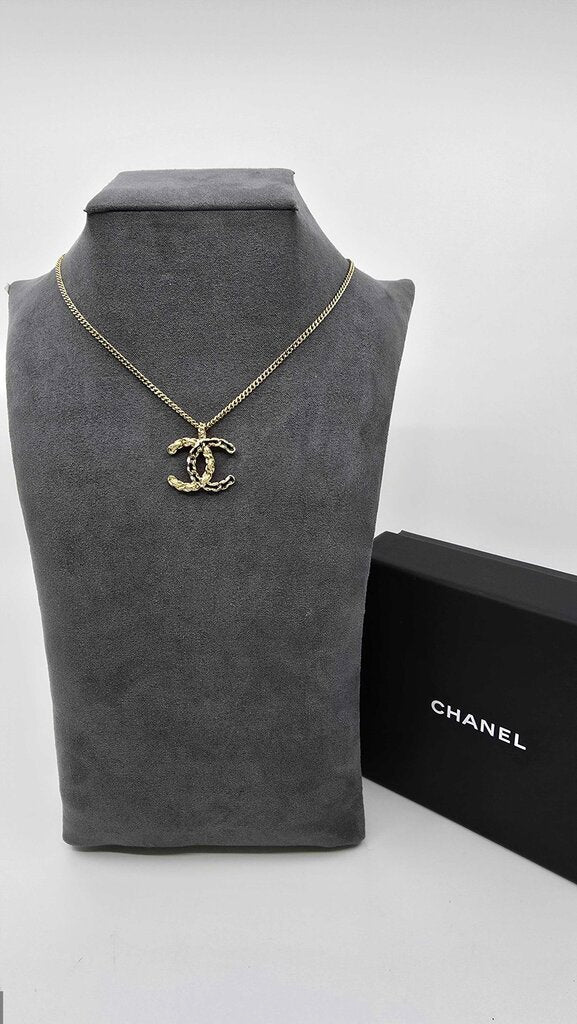 Chanel CC Logo Necklace