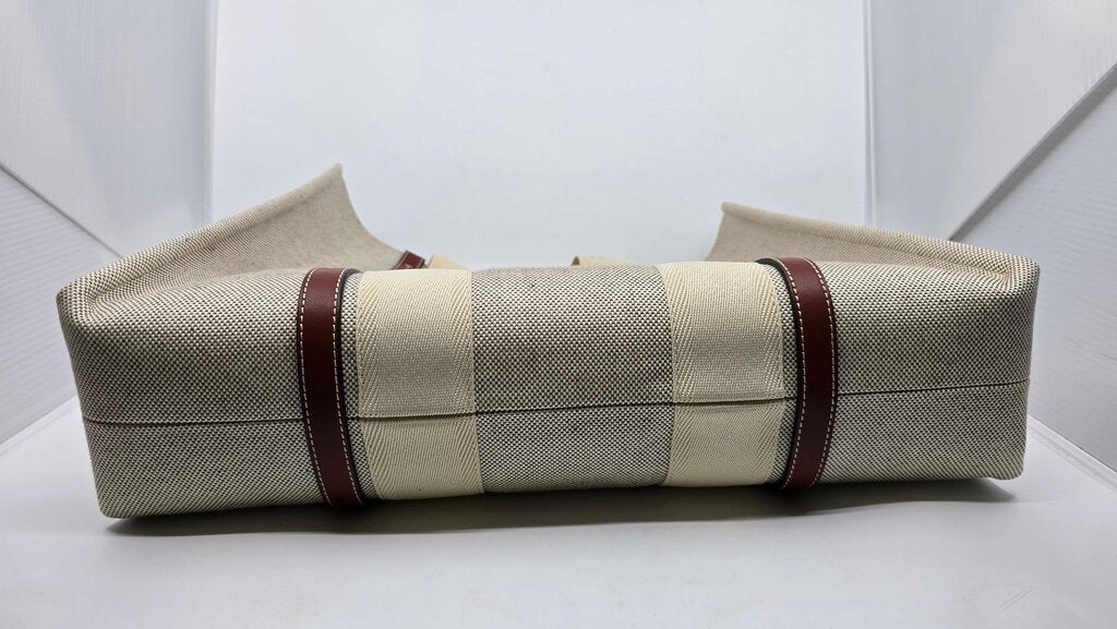 Chloe Woody Large Tote Bag in Linen