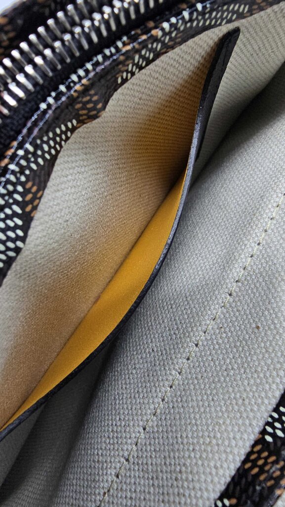 Goyard Plumet Wallet Clutch Crossbody Bag