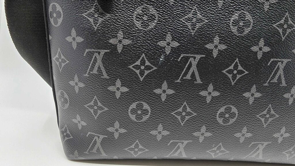 Louis Vuitton District MM Monogram Eclipse Messenger Bag
