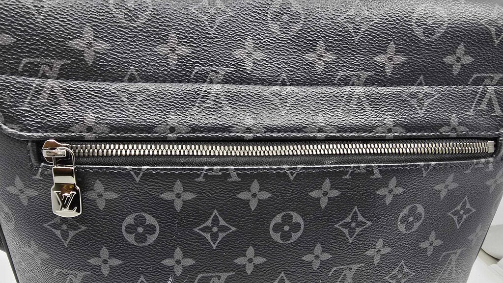 Louis Vuitton District MM Monogram Eclipse Messenger Bag