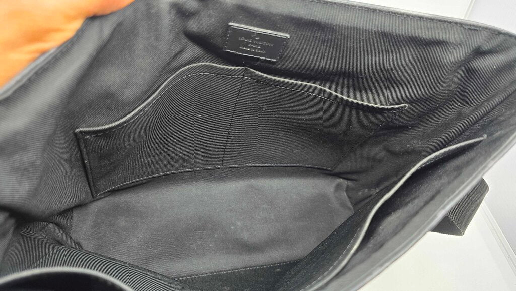 Louis Vuitton District MM Monogram Eclipse Messenger Bag