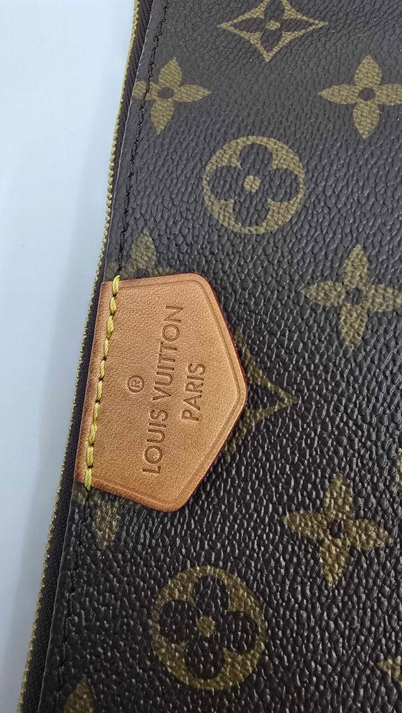 Louis Vuitton Multi Pochette Accessories Monogram Bag w/ Khaki Strap