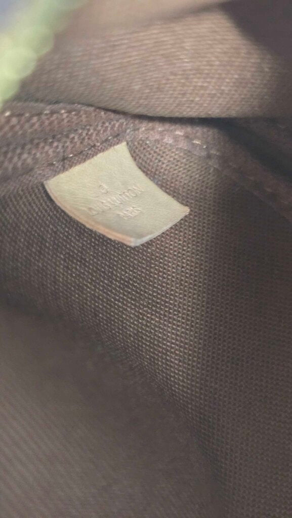 Louis Vuitton Multi Pochette Accessories Monogram Bag w/ Khaki Strap