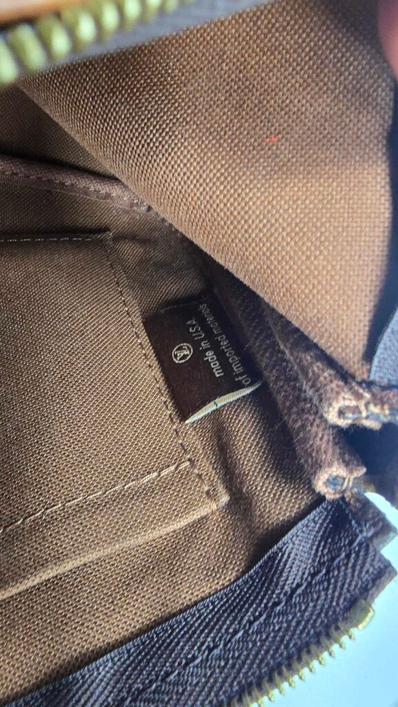 Louis Vuitton Multi Pochette Accessories Monogram Bag w/ Khaki Strap
