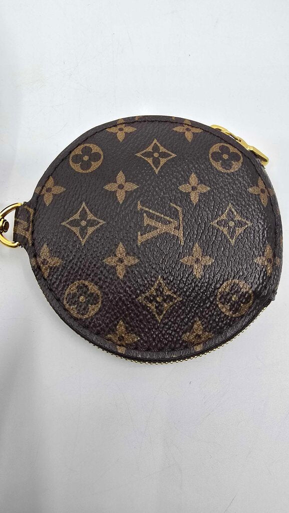 Louis Vuitton Multi Pochette Accessories Monogram Bag w/ Khaki Strap