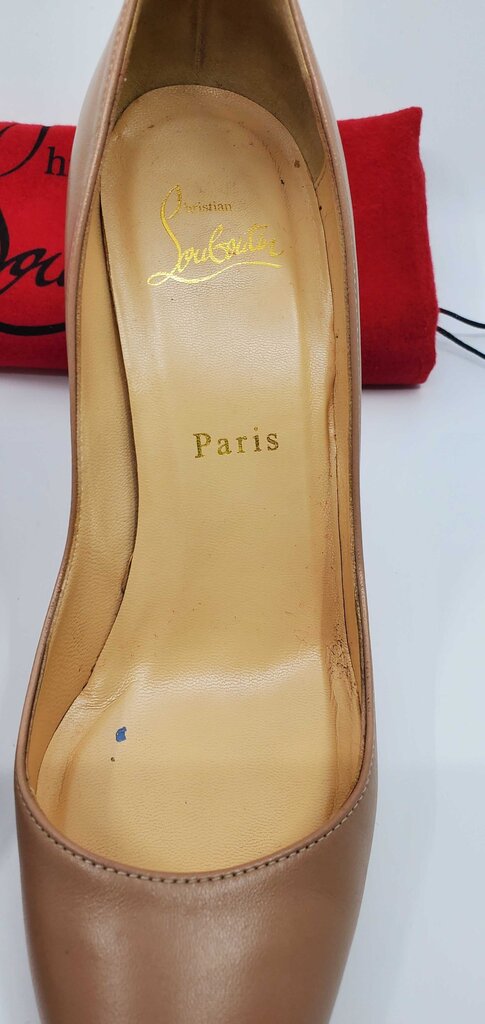 Louboutin Apostrophy Pointy Toe Pump