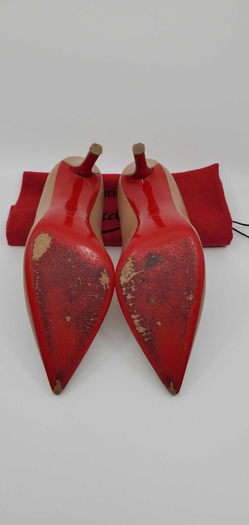 Louboutin Apostrophy Pointy Toe Pump
