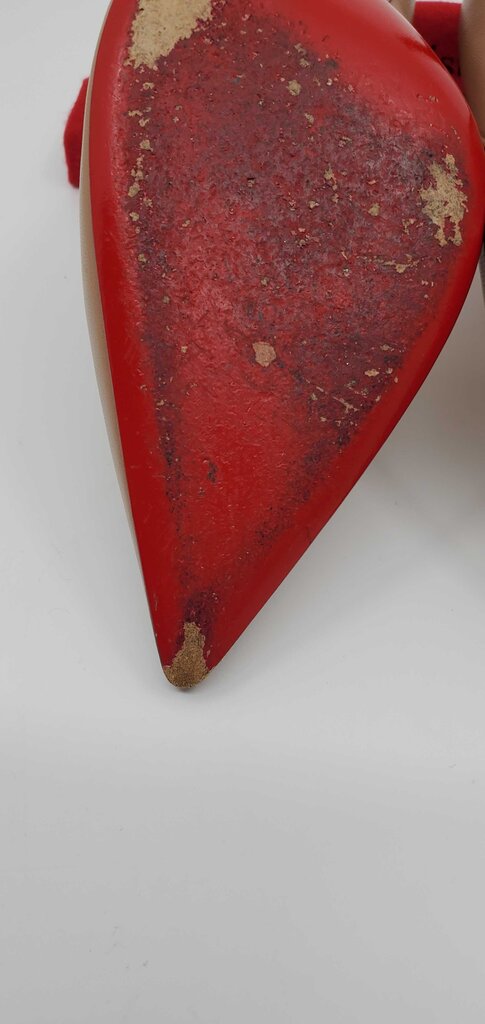 Louboutin Apostrophy Pointy Toe Pump