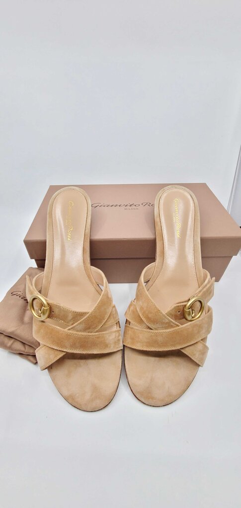 Gianvito Rossi Beya suede flat sandals
