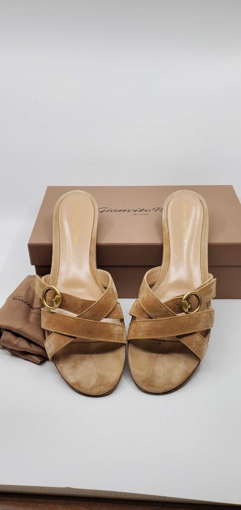 Gianvito Rossi Beya suede flat sandals