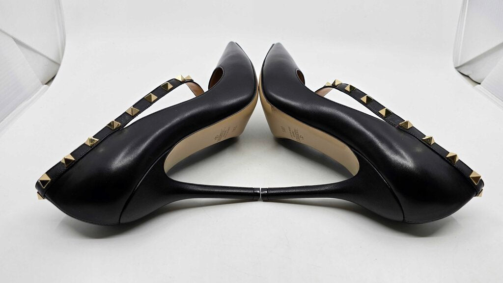 Valentino Garavani Rockstud leather d'Orsay pumps