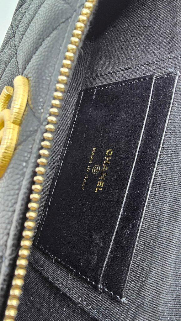 Chanel top handle long vanity case caviar