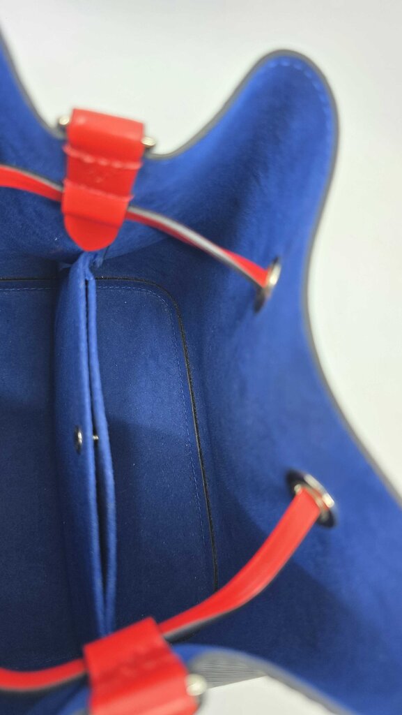 Louis Vuitton Epi Neonoe BB