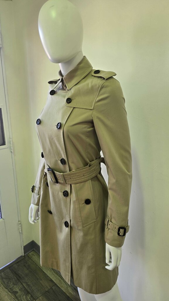 Burberry Kensington Trench Coat