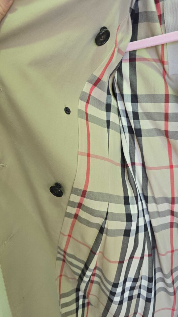 Burberry Kensington Trench Coat