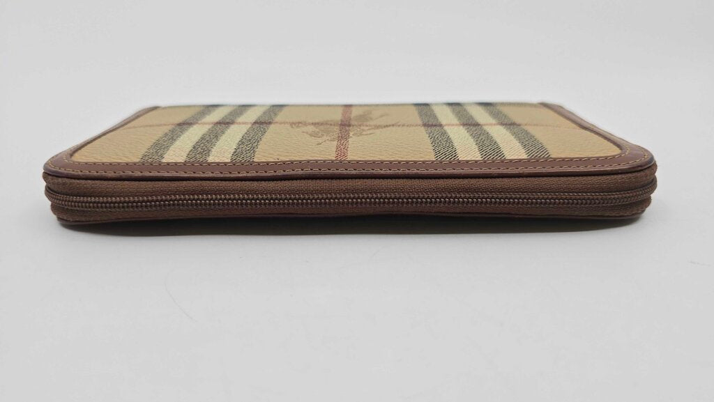 Burberry Vintage Zip Around Wallet