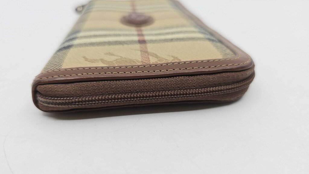 Burberry Vintage Zip Around Wallet