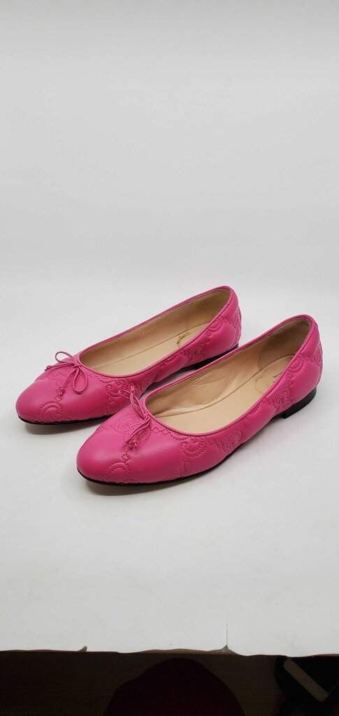 Gucci Quilted GG leather ballet flats