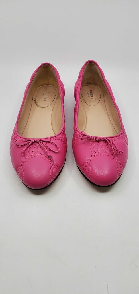 Gucci Quilted GG leather ballet flats