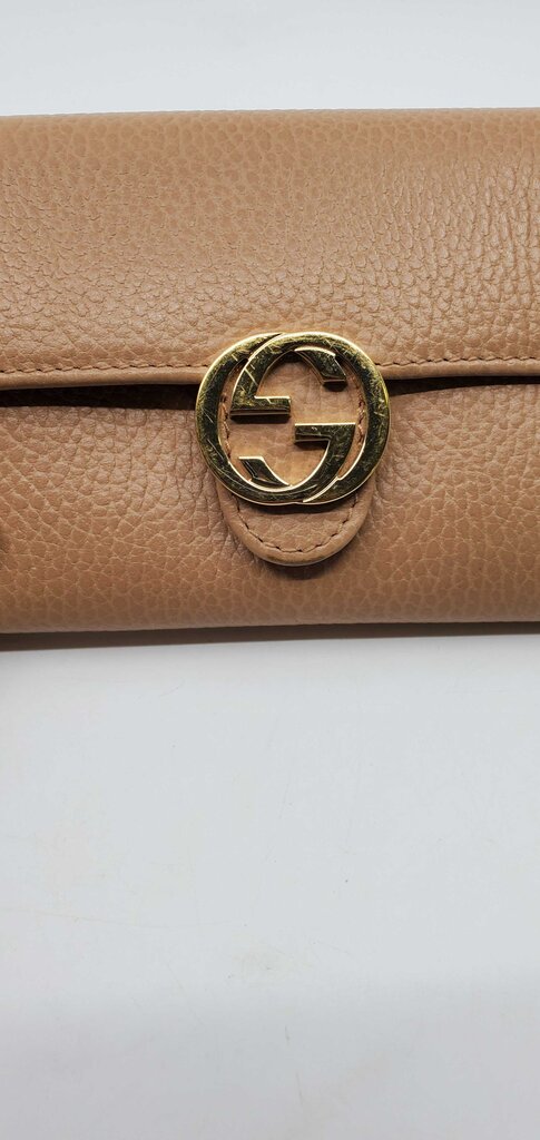 Gucci interlocking G continental wallet