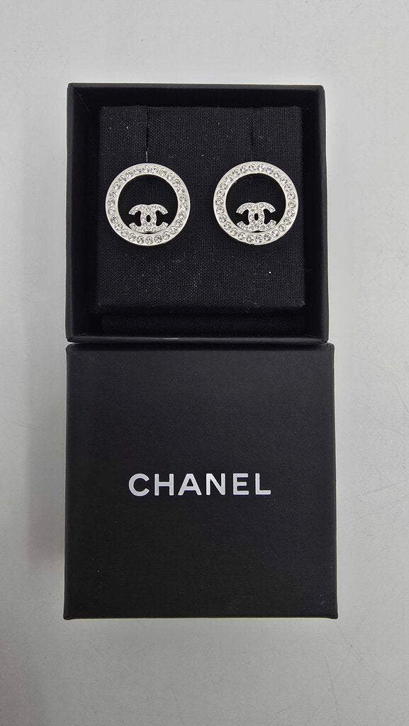 CHANEL 2020 CRYSTAL CC ROUND EARRINGS