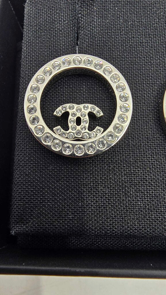 CHANEL 2020 CRYSTAL CC ROUND EARRINGS
