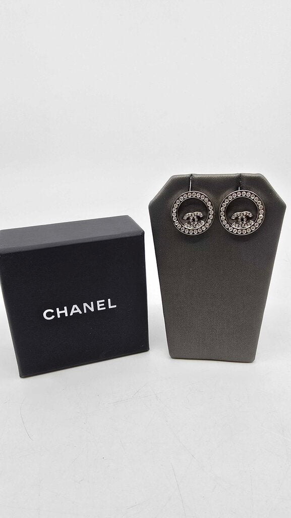CHANEL 2020 CRYSTAL CC ROUND EARRINGS
