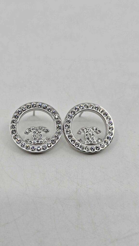 CHANEL 2020 CRYSTAL CC ROUND EARRINGS