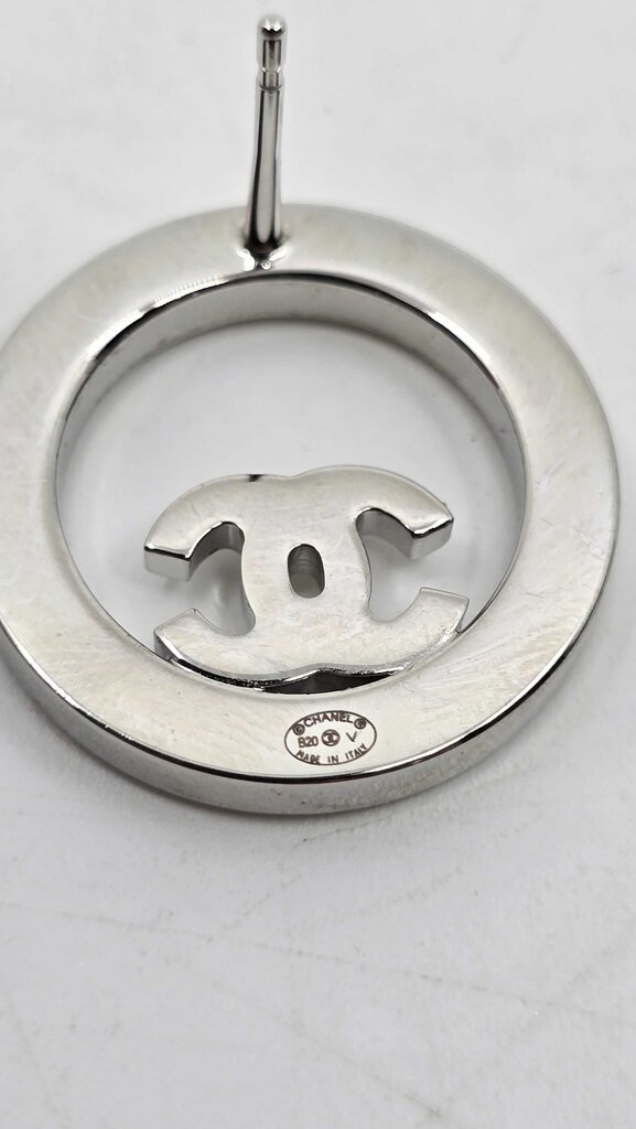 CHANEL 2020 CRYSTAL CC ROUND EARRINGS
