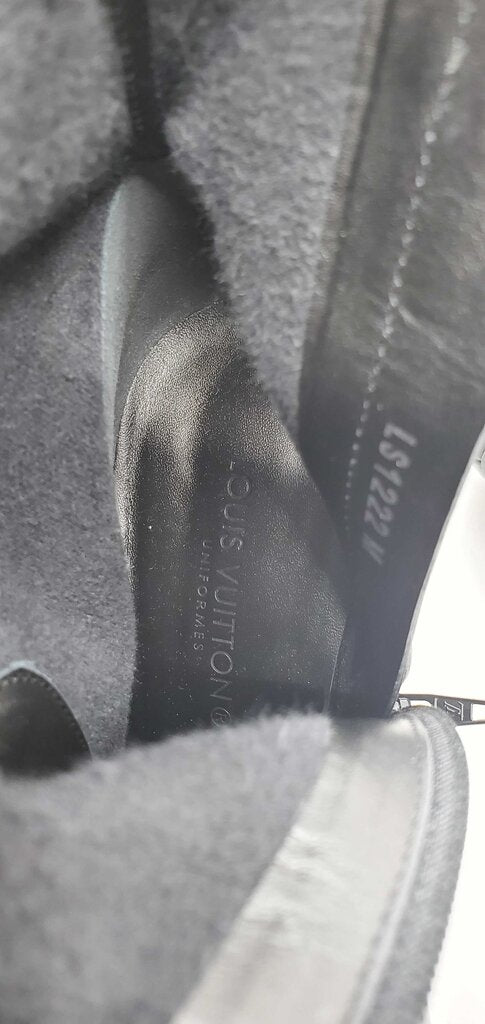 Louis Vuitton Silhouette ankle boots blk