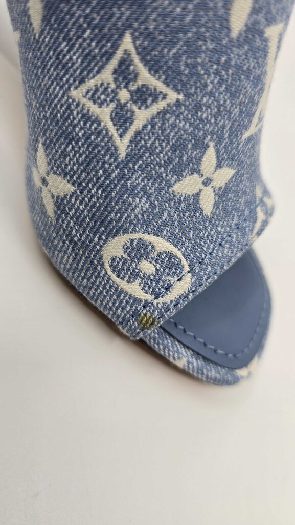 LOUIS VUITTON SILJOUETTE MULES
