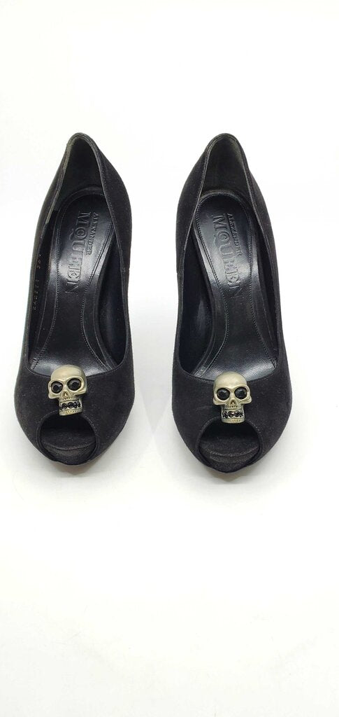 ALEXANDER MCQUEEN SKULL PEEP TOE SUEDE PUMPS