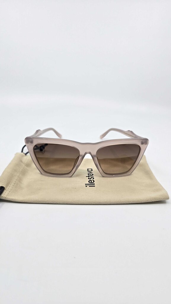 illesteva Lisbon 57 Sunglasses