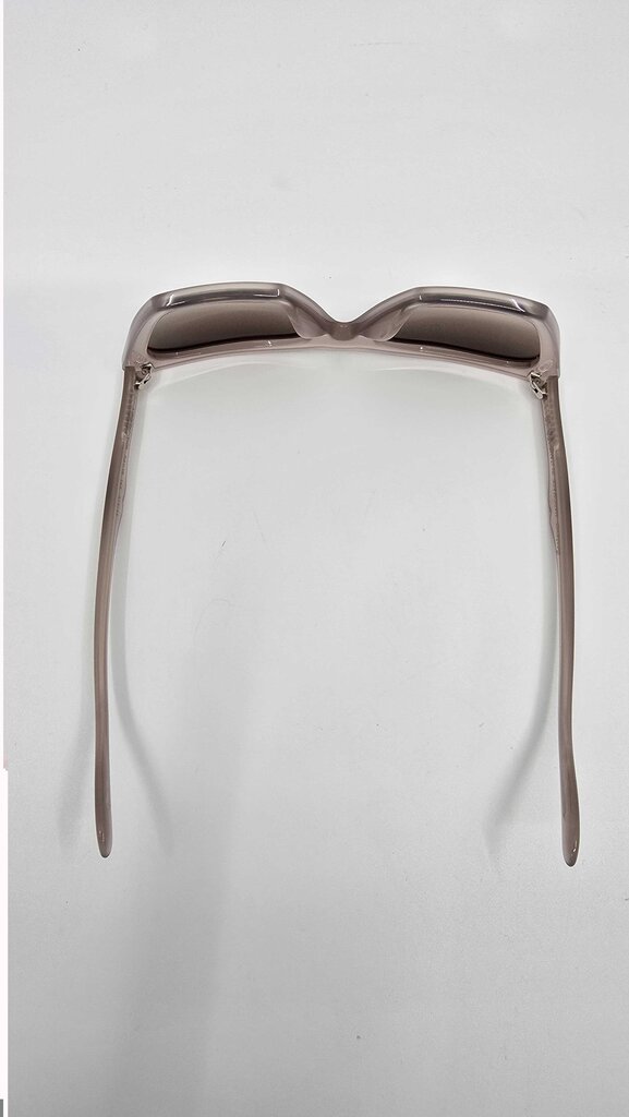 illesteva Lisbon 57 Sunglasses