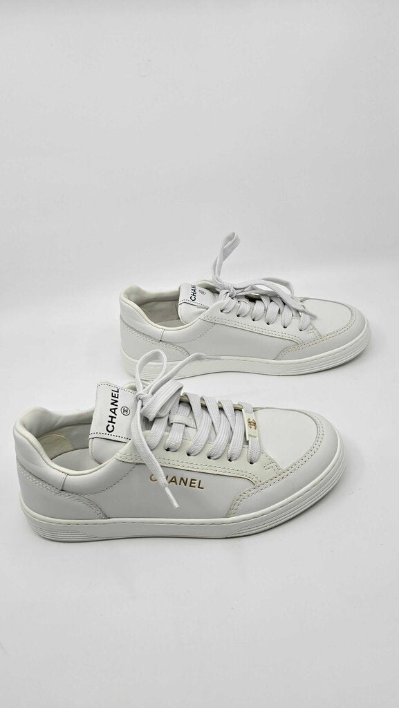 Chanel Interlocking CC Logo sneakers