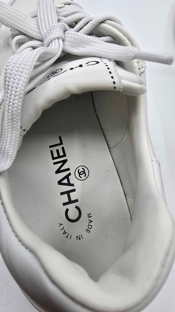 Chanel Interlocking CC Logo sneakers