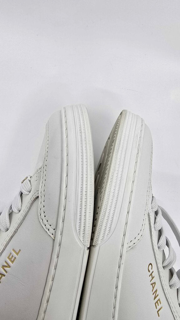Chanel Interlocking CC Logo sneakers