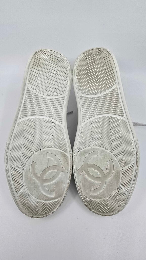 Chanel Interlocking CC Logo sneakers