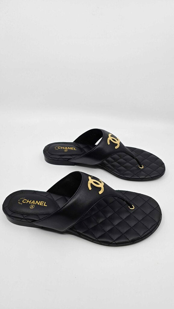 Chanel 2026 Lambskin Leather Golden CC Logo Flat Thong Sandals