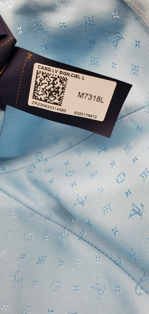 Louis Vuitton Signature Baseball Cap