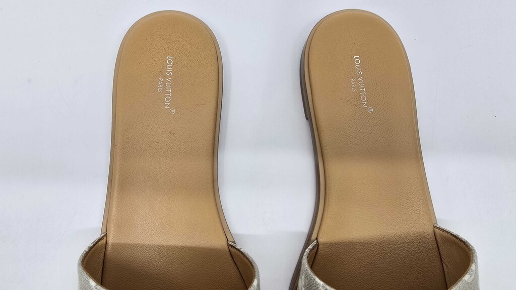 Louis Vuitton Lock It Flat Mule sandals