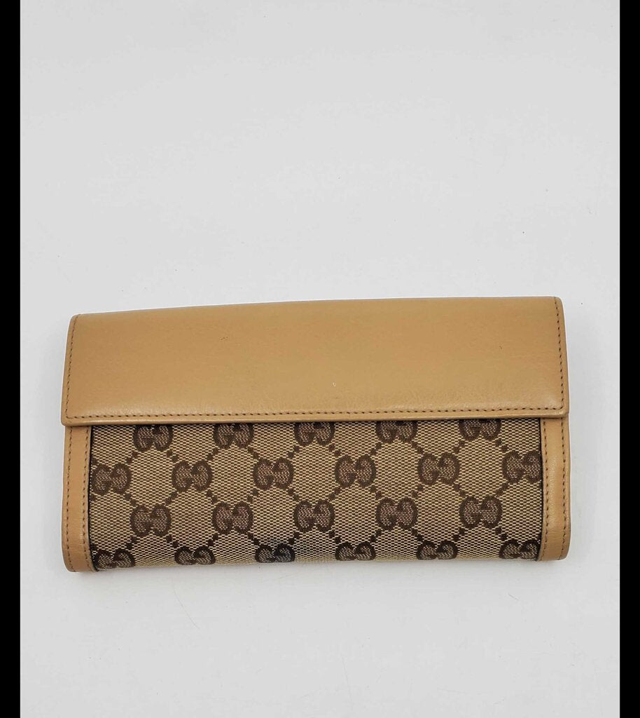 Gucci G-logo long wallet