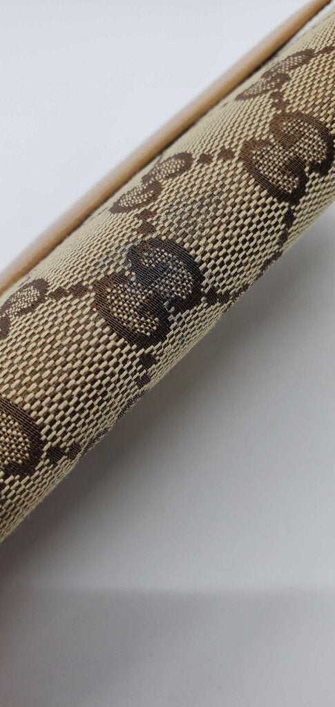 Gucci G-logo long wallet