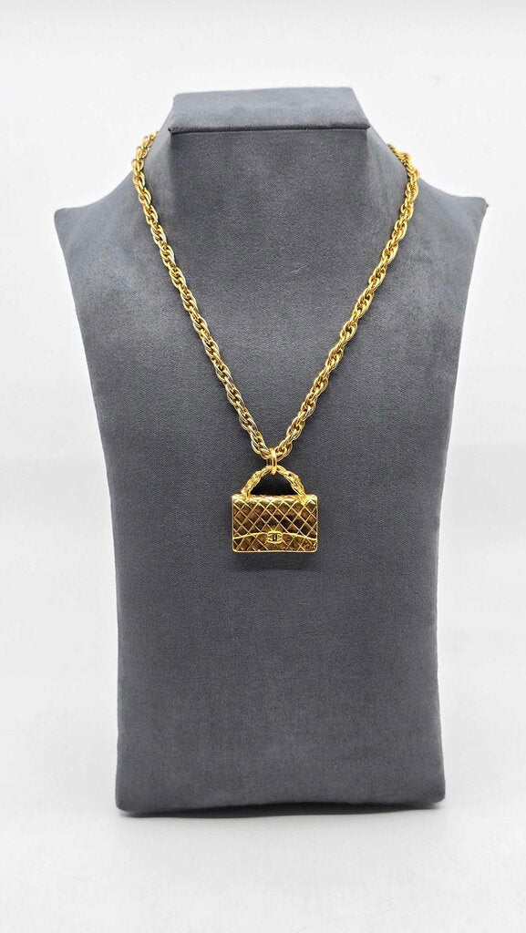 Chanel 95P Classic flap bag vintage necklace