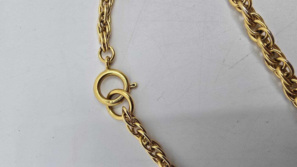 Chanel 95P Classic flap bag vintage necklace