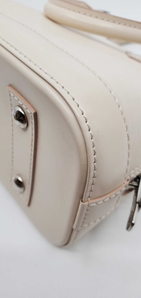 Louis Vuitton Alma BB in Quartz White Epi Leather and jacquard Strap