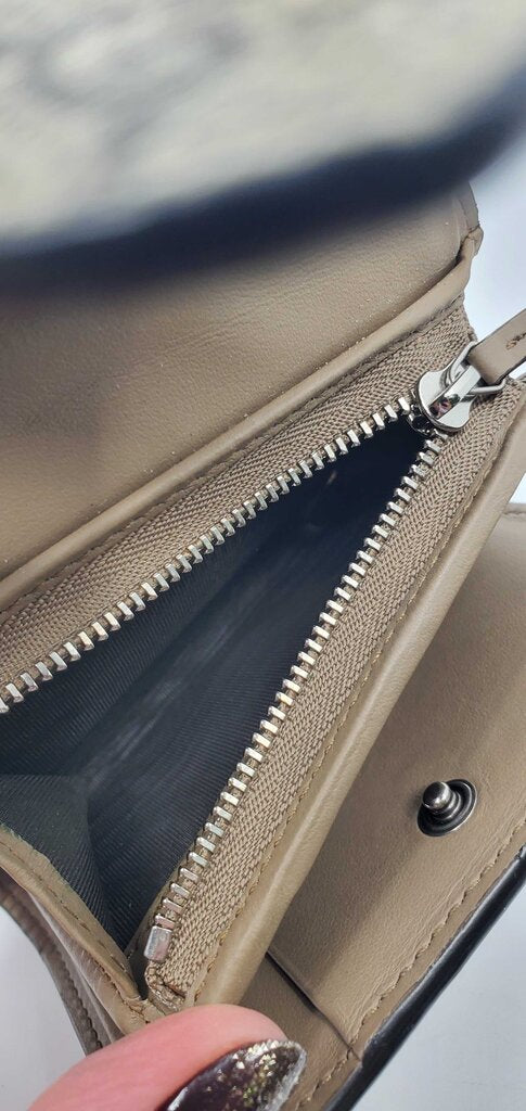 Gucci GG Supreme Dionysus wallet