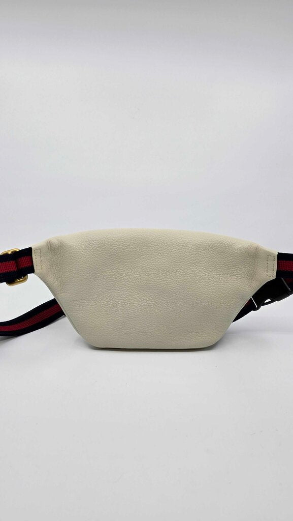 Gucci Grained Calfskin Small Logo Belt Bag