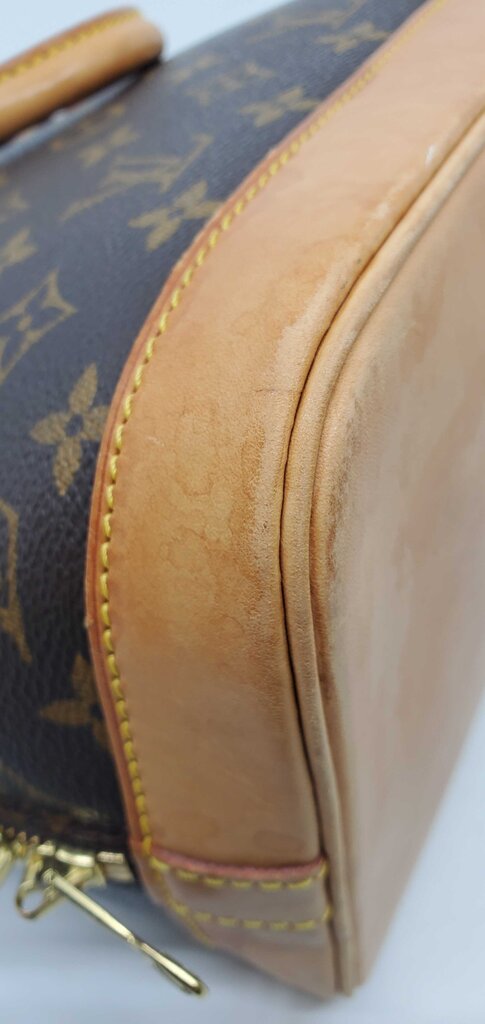 Louis Vuitton Alma PM